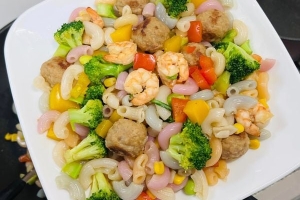 nui-hanh-trinh-tu-am-thuc-y-den-ban-an-viet